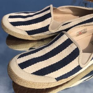 Ugg flats